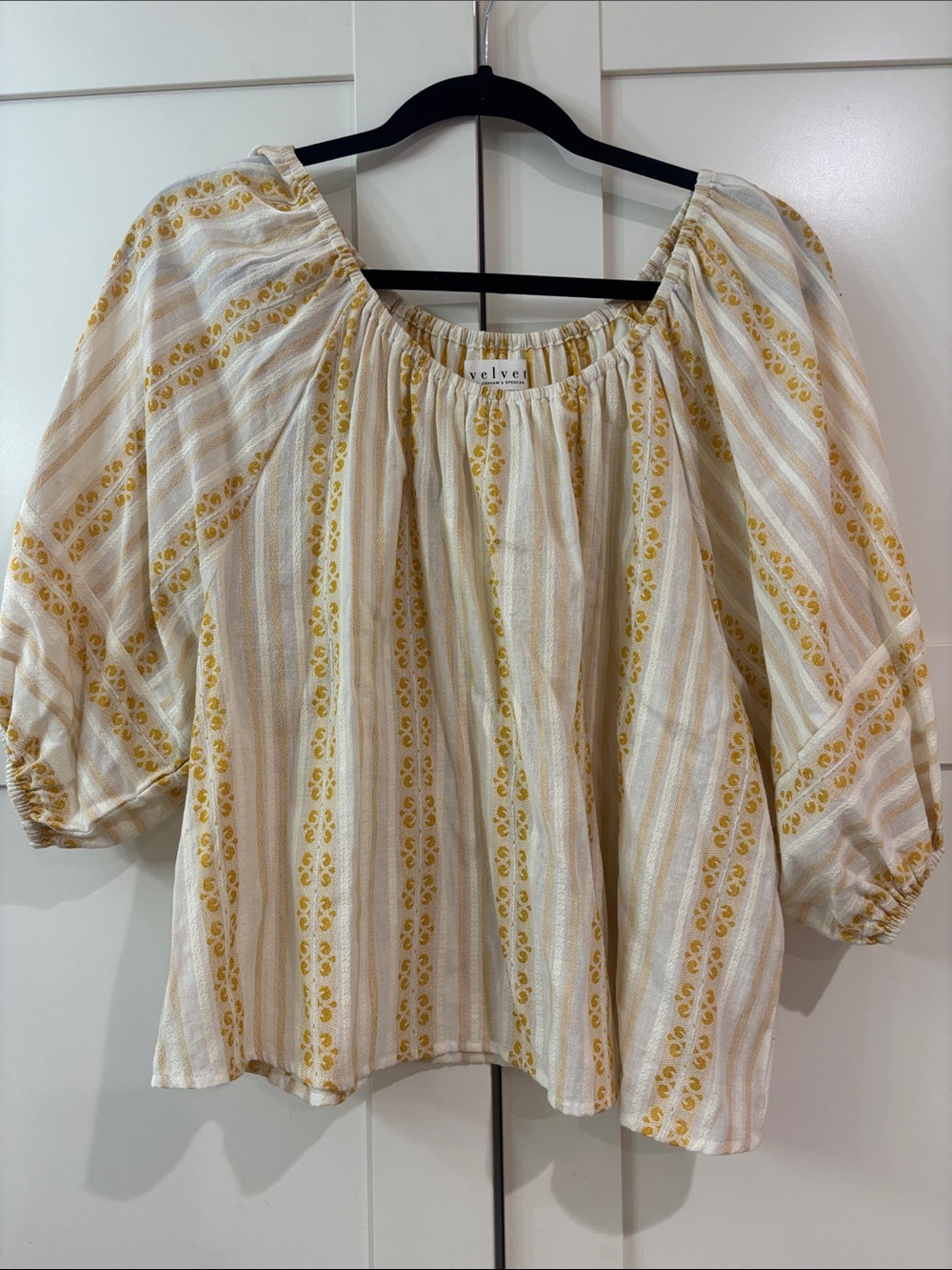 Velvet by Graham & Spencer Peasant Doen Top Blouse, M